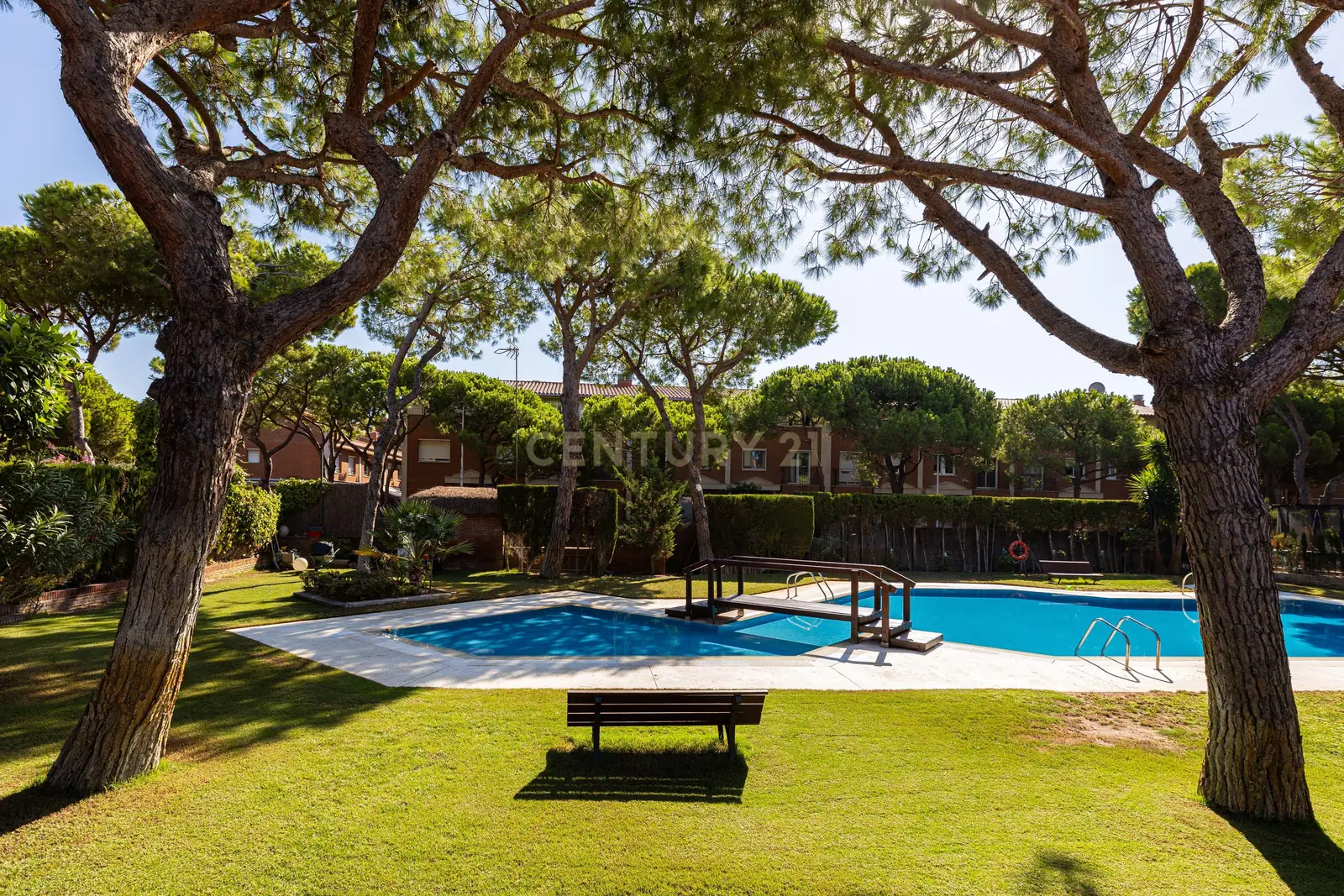 House / Villa for Rent in Gavà — 277 m², 4 beds